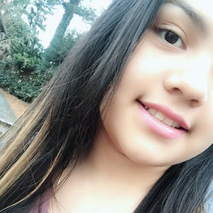 Meet your Posher, Daniela